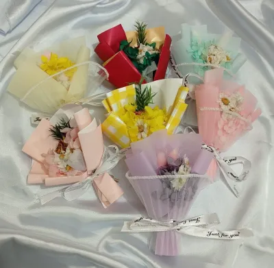 Mini Dried Flower Bouquet (1 Pc)